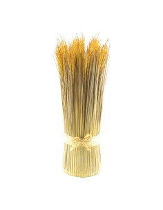 Paquete de pasta de trigo para escaparates otoñales en tiendas y centros comerciales
