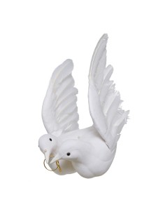Par de palomas con anillo para la decoración en del día de los enamorados