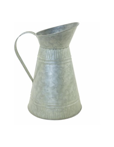 Batidora de leche para la decoración de verano en escaparates de tiendas o comercios