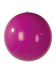 Pelota de playa para la decoración de verano en escaparates de tiendas o comercios