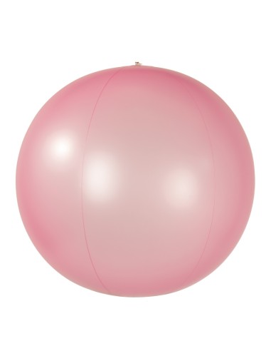 Pelota de playa para la decoración de verano en escaparates de tiendas o comercios