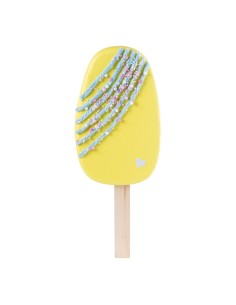 Helado con palito para la decoración de verano en escaparates de tiendas o comercios