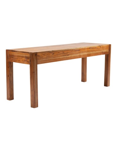Mesa de madera para la decoración de verano en escaparates de tiendas o comercios