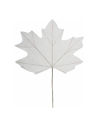Hoja de arce para escaparates de otoño en tiendas y centros comerciales