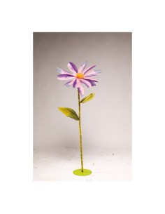 Cabeza flor de cosmos para escaparates de primavera en tiendas y centros comerciales