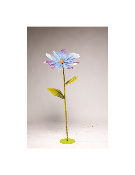 Cabeza flor de cosmos para escaparates de primavera en tiendas y centros comerciales