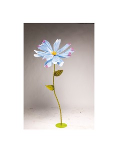 Cabeza flor de cosmos para escaparates de primavera en tiendas y centros comerciales