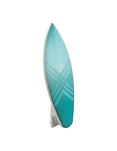 Tabla de surf para la decoración de verano en escaparates de tiendas o comercios