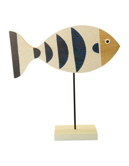 Pescado en plato base para la decoración de verano en escaparates de tiendas o comercios