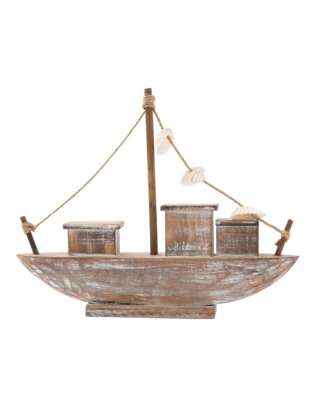Barco con conchas para la decoración de verano en escaparates de tiendas o comercios