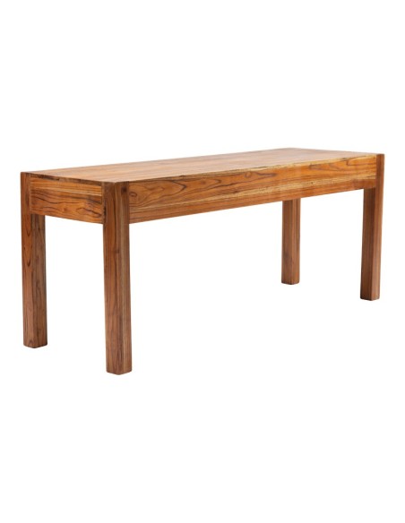 Mesa de madera para la decoración de verano en escaparates de tiendas o comercios