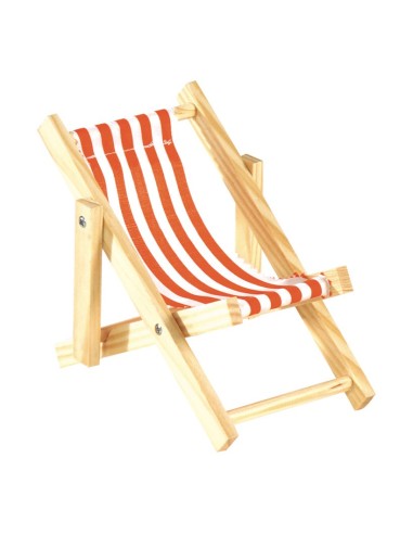 Silla de cubierta para la decoración de verano en escaparates de tiendas o comercios