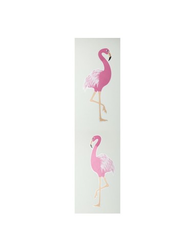 Flamenco perfilado para la decorar espacios y escaparates de verano con mamíferos y aves