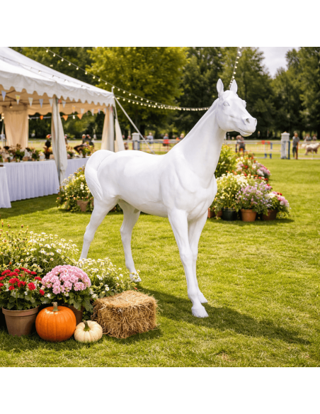 Figura realista de caballo blanco a tamaño real en fibra de vidrio de 195 cm para decoración interior y exterior