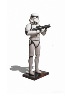 Figura Stormtrooper de Star Wars Rebels de 180 cm con bláster y base expositora