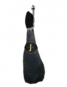 Jamones ibéricos de imitación, réplica de jamón ibérico, ficticio de jamón ibérico, jamones ibéricos de plástico