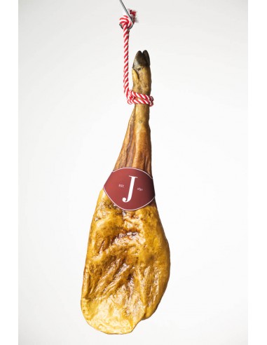 Jamones ibéricos de imitación, réplica de jamón ibérico, ficticio de jamón ibérico, jamones ibéricos de plástico