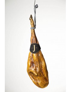 Jamones ibéricos de imitación, réplica de jamón ibérico, ficticio de jamón ibérico, jamones ibéricos de plástico
