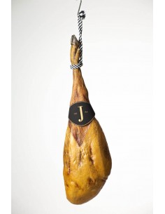 Jamones ibéricos de imitación, réplica de jamón ibérico, ficticio de jamón ibérico, jamones ibéricos de plástico 2